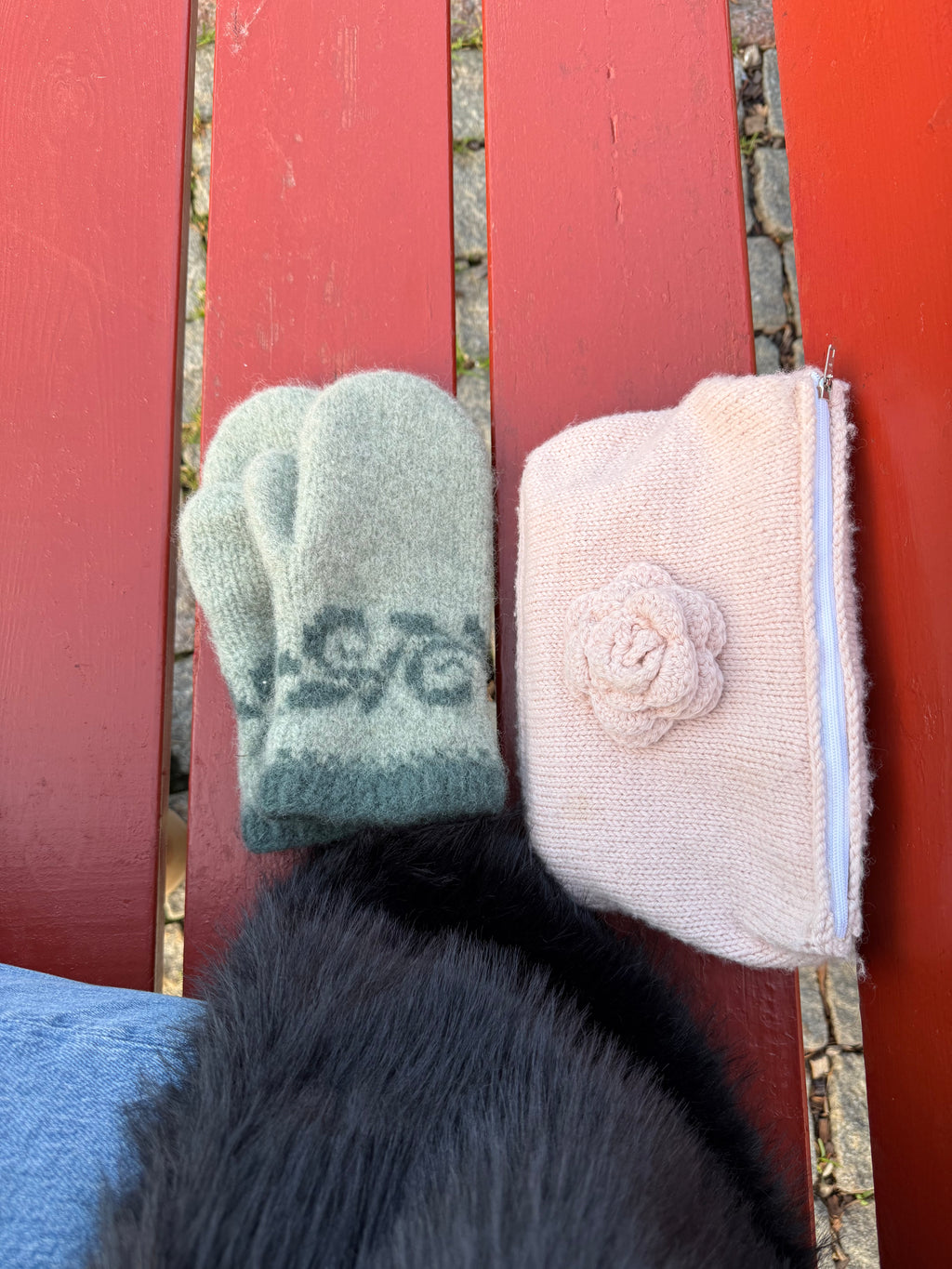 Edda Mittens
