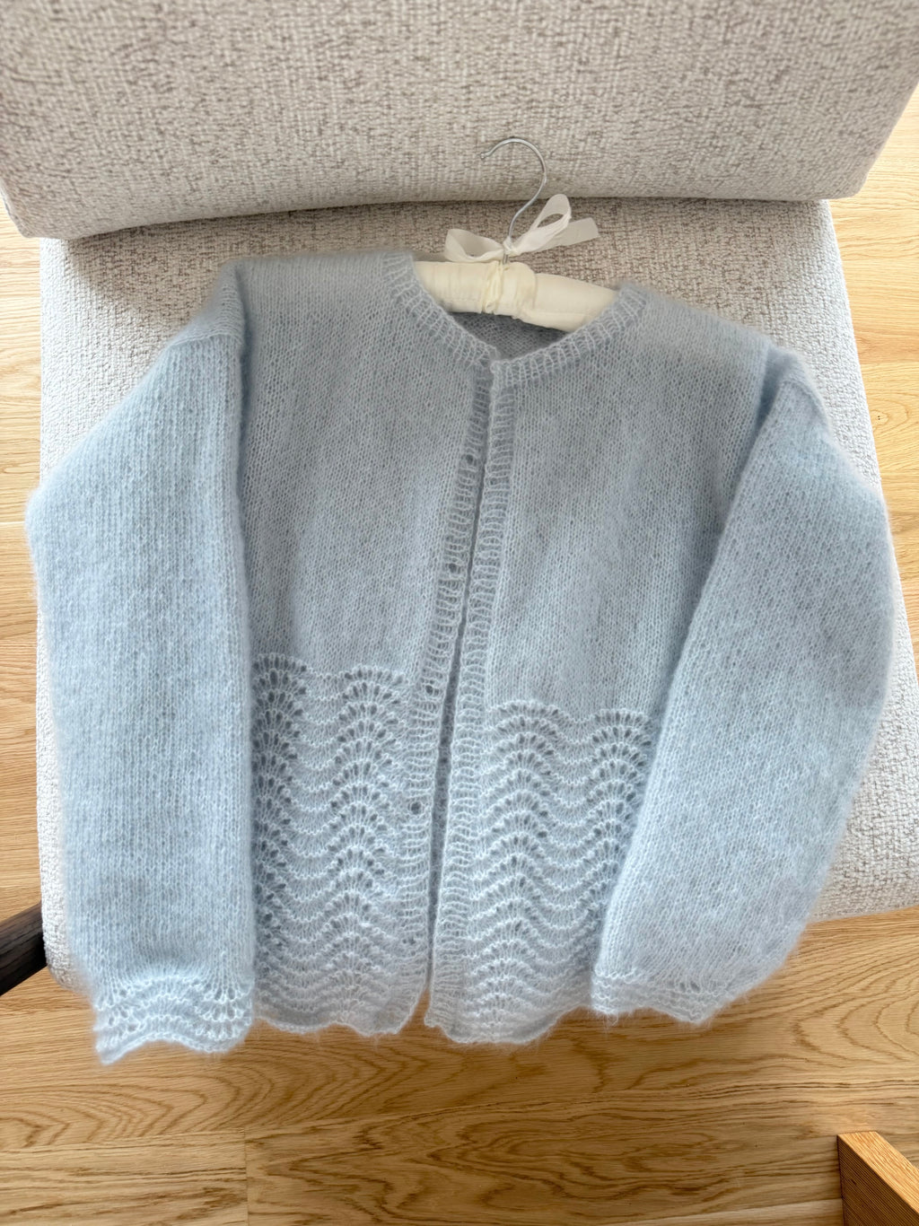 Cala Cardigan