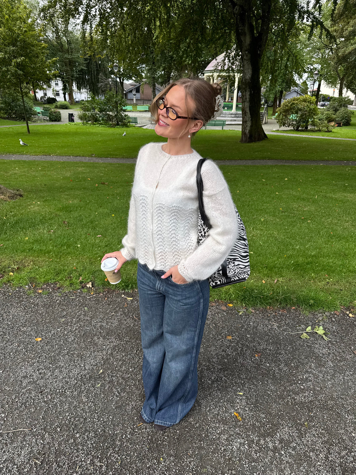 Cala Cardigan